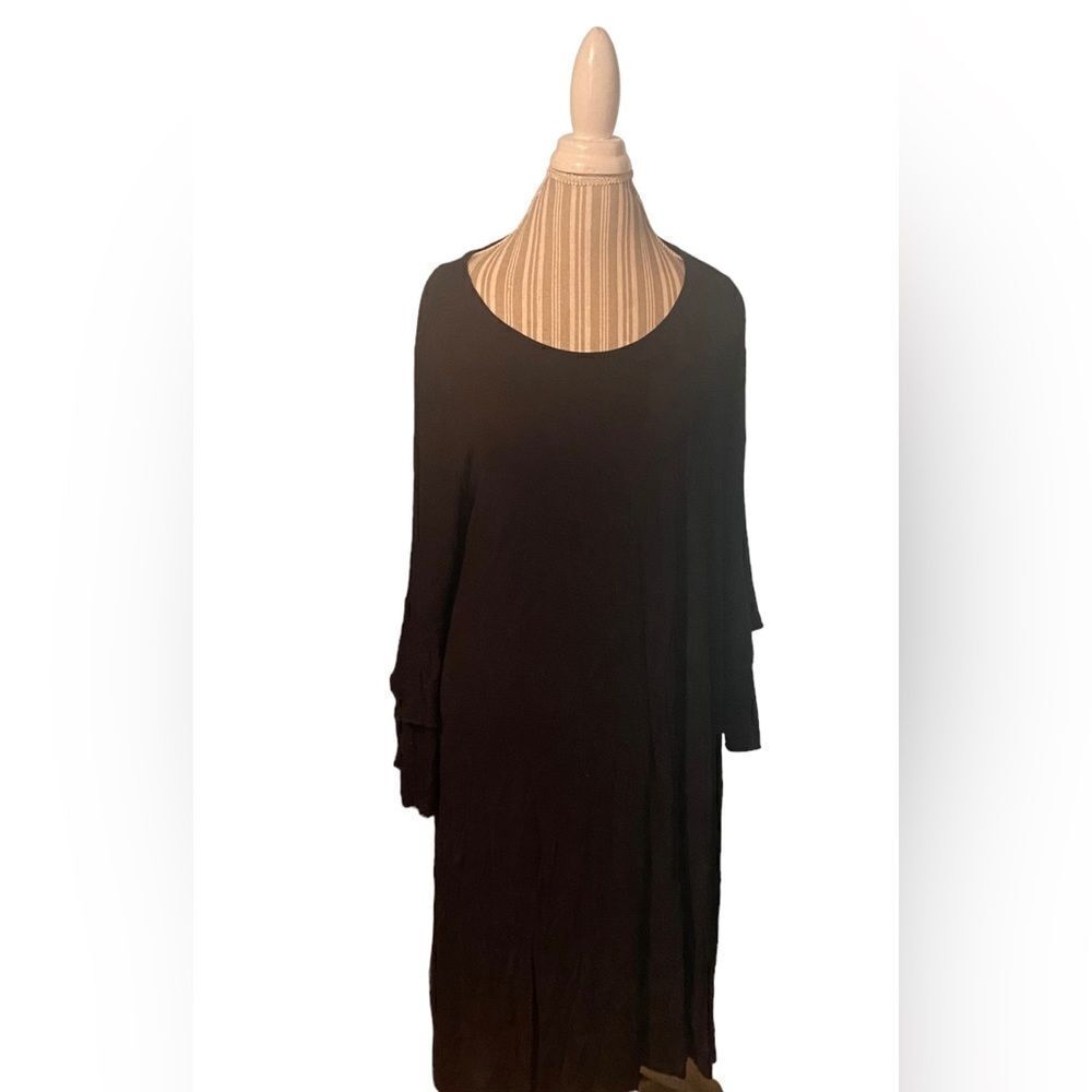 Zenana Premium size XL knit dress excellent condition ruffle at wrists cute